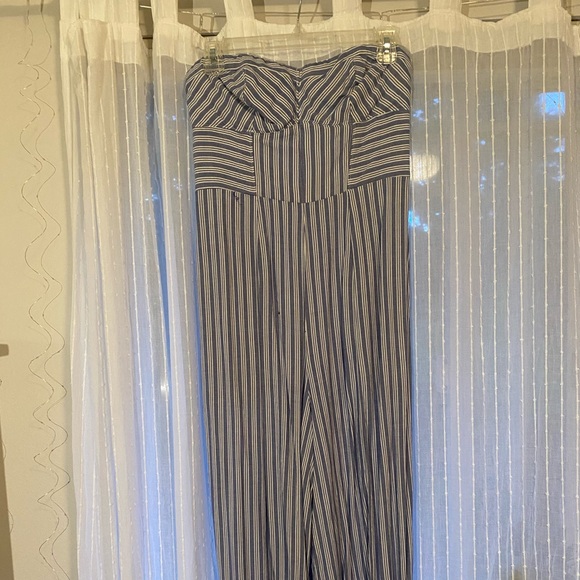 AE Jumpsuit - Picture 1 of 5